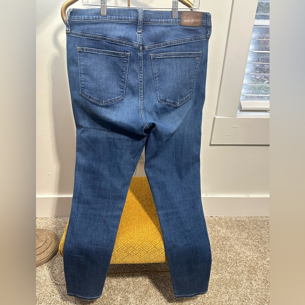 Madewell Women's High Waisted Ankle Jeans - Dark Blue Size 31 - Picture 3 of 11